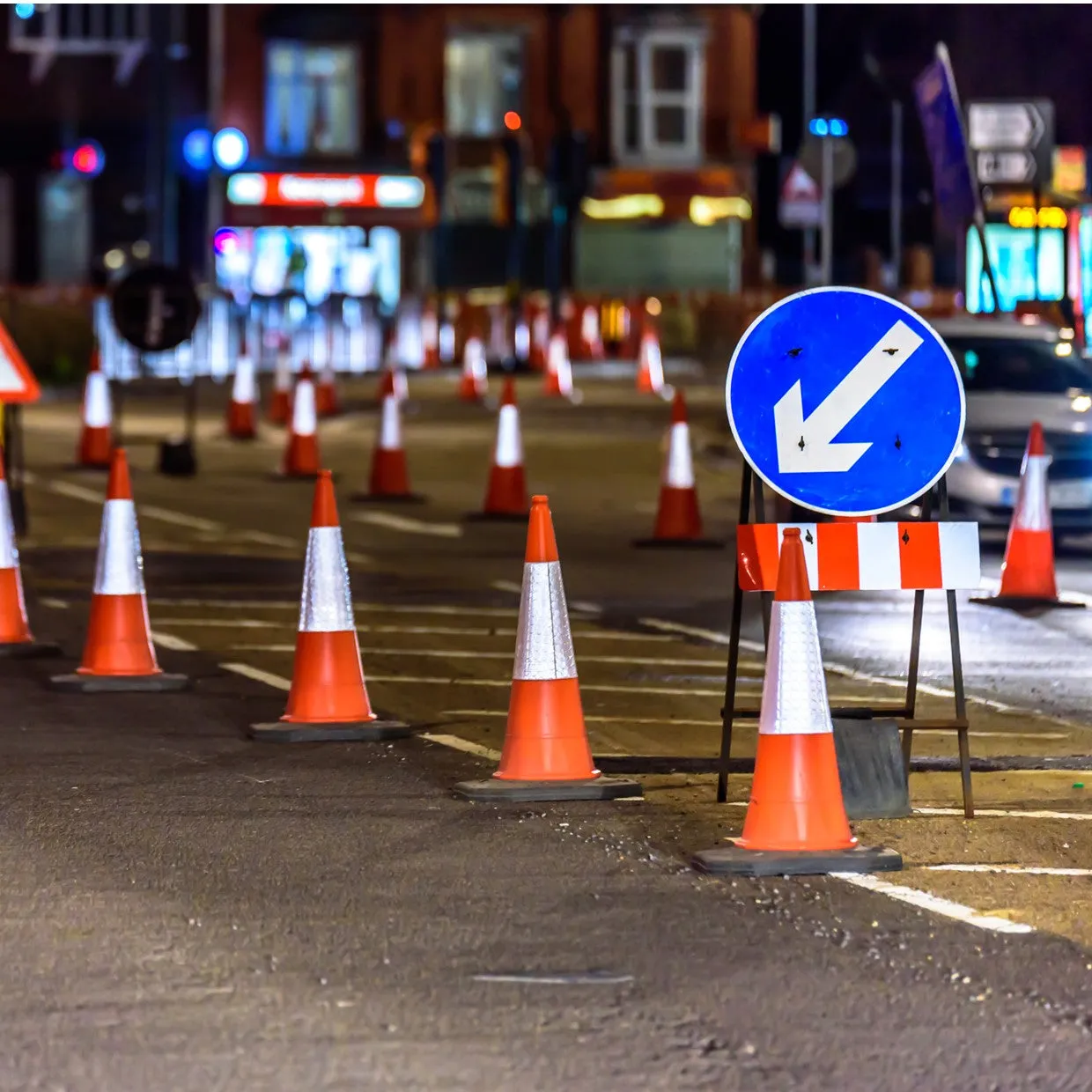 Traffic Cone - Red/White